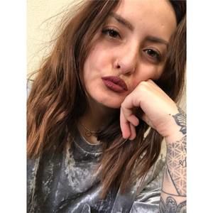 Meet your Posher, Allyson